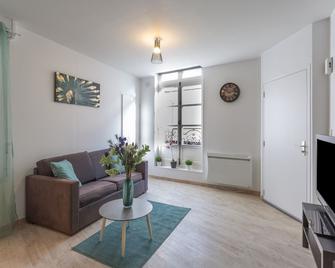 Les Claviers - Vitré - Sala de estar