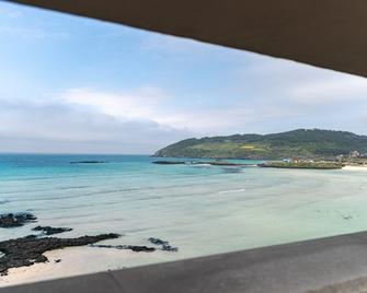 Badaya Pension - Ciudad de Jeju - Playa