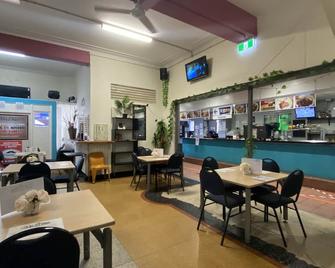 Mcguire's CBD Hotel - Mackay - Restaurant