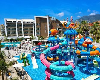 Blue Wave Suite Hotel - Alanya