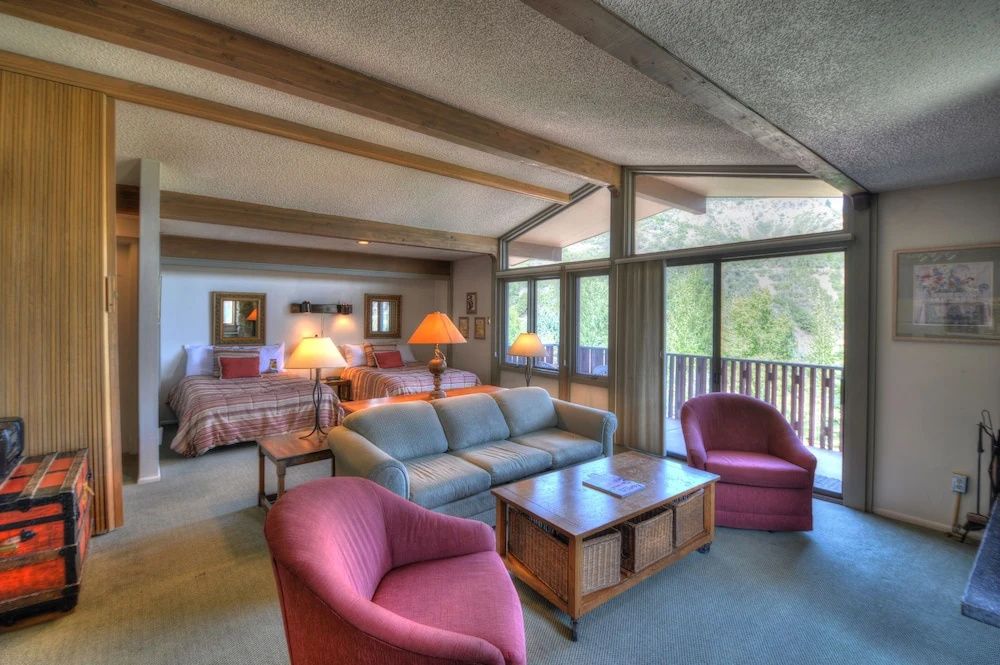 Lichenhearth - Coraltree Residence Collection - Snowmass Village - Вітальня