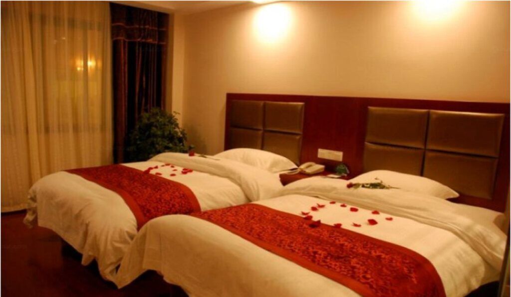 Greentree Inn Hefei Longchuan Road South Hefei Railway Station Business Hotel - خفى - غرفة نوم