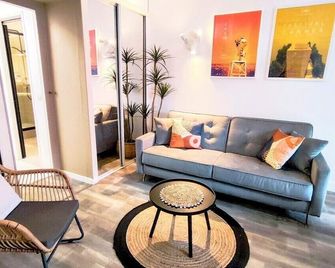 Kosykasa Spa - Cannes - Phòng khách