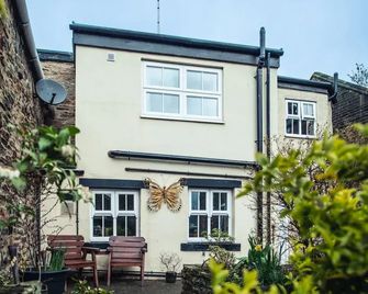 Bastle House - Haltwhistle - Building