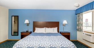 Days Inn by Wyndham Sioux City - Sioux City - Bedroom