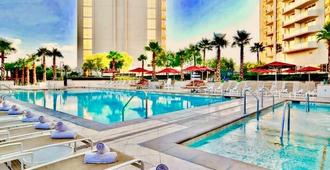 Strip View Suites - No Resort Fee ! - Las Vegas - Piscina