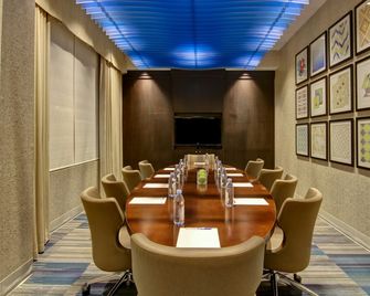 Holiday Inn Express & Suites Toronto - Markham By IHG - Richmond Hill - Зал засідань