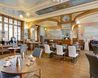 سيتوتيل آرك إن سييل سبا - ليه سابل-دولون - مطعم