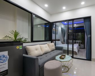 Uy D Ng Hotel Apartment Nha Trang - Nha Trang - Vardagsrum