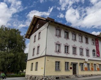 Fit Und Fun Sportherberge - Koetschach Mauthen - Gebäude