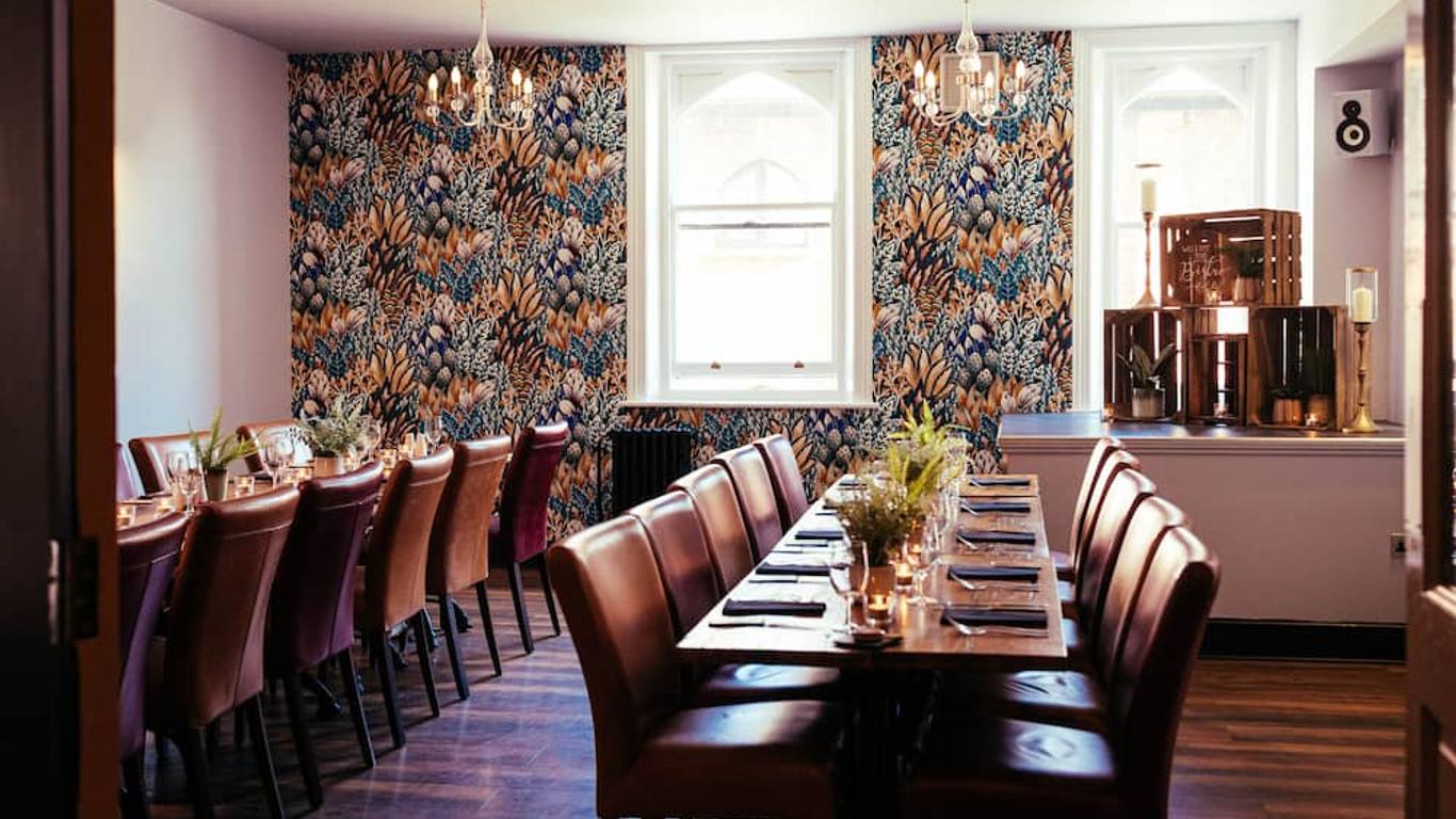 The Duke of Edinburgh Hotel & Bar
