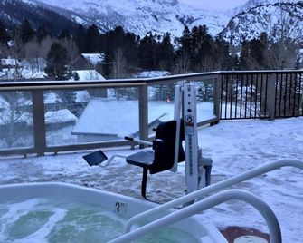 Heidelberg Inn - June Lake