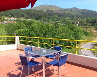 Hotel Peninsular - Caldelas - Balcony