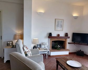 Alekos Beach Houses-Alekos Beach Complex - Lixouri - Living room