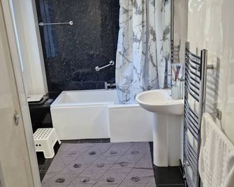 Chester Le Street's Diamond 3 Bed House - Chester-le-Street
