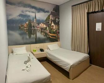 Swk 95 Hotel - Surabaya - Bedroom