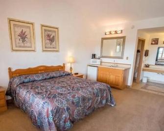 Bullwinkles Rustic Lodge - Poplar Bluff - Slaapkamer