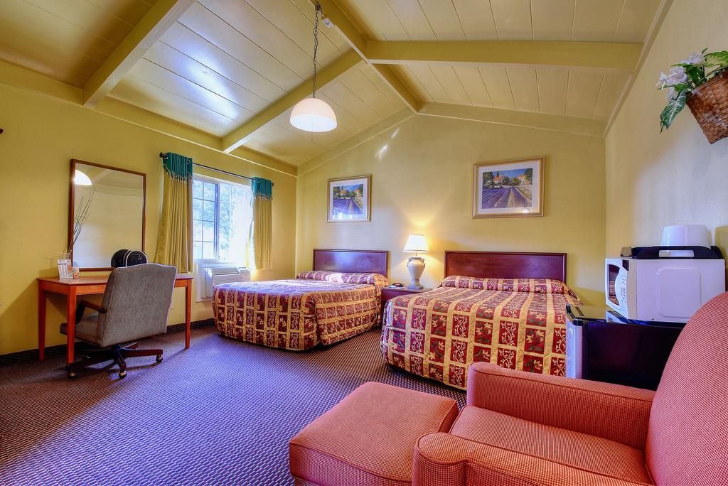 Bayside Inn thumbnail 3