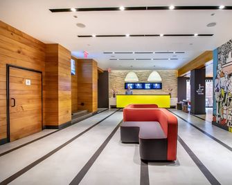 Pod 51 - New York - Lobby