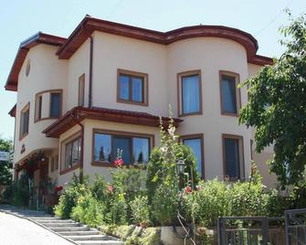 Pensiunea Kenza - Neumarkt am Mieresch - Gebäude