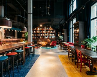 Ruby Hanna Hotel Stuttgart - Stuttgart - Bar