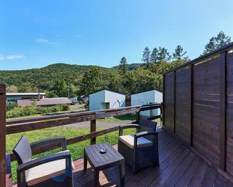 Livemax Resort Hakodate Greenpia Onuma - Mori - Balcón