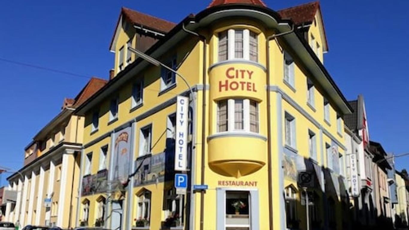 City Hotel