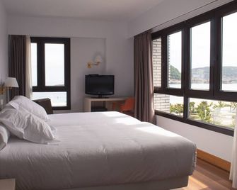 Hotel Ezeiza - סן סבסטיאן - חדר שינה