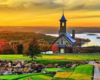 Remodeled No Steps Citrus Lane Luxury Amazing View - Branson - Golf course