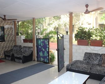 هوتل سي ساندز - مومباي - شرفة مرصوفة