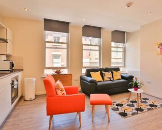 The Nest - Sheffield - Living room