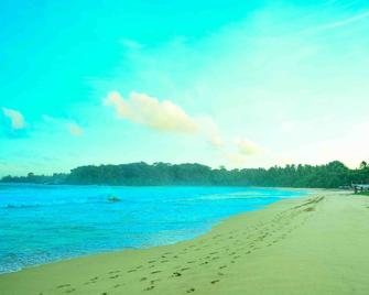 Handun Villas - Talalla - Beach