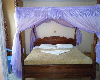 Pristine Paradise Hotel - Thika - Bedroom