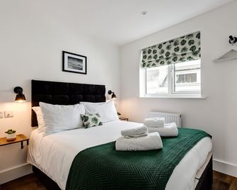 Sea View, Pet Friendly Central Laines Location, 1 Minute From Station - Brighton - Bedroom