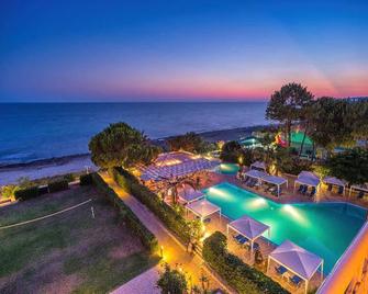 Preveza Beach - Prevesa - Pool