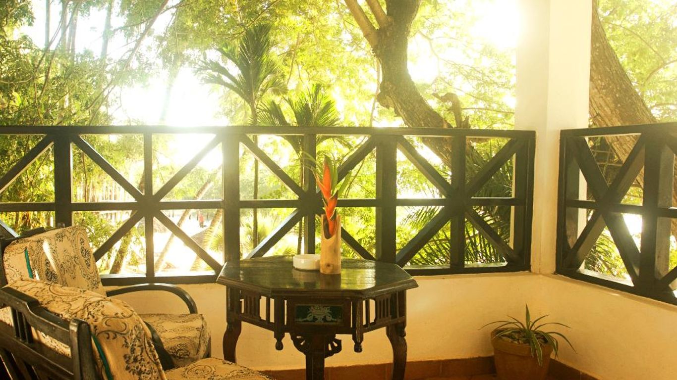 Jungle Paradise Beach Resort & Spa at Mbweni Ruins Hotel Zanzibar