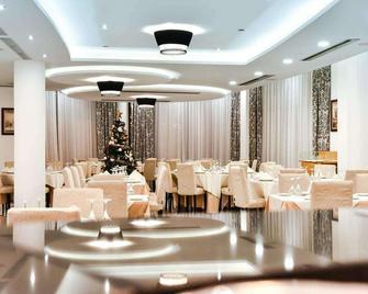 Airport Hotel Tirana - טיראנה - מסעדה