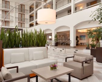Embassy Suites by Hilton San Luis Obispo - סן לואיס אוביספו - לובי