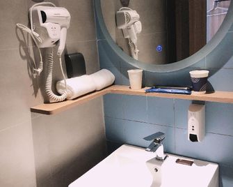 如家快捷合肥长江中路三孝口店（原合肥三孝口店） - 合肥 - 臥室