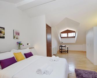 Casali Papareschi Suite Apartments - Rome - Bedroom