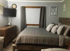 Home Away From Home, Recently Renovated - North Troy - Quarto
