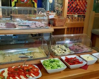 Filmhotel Lili Marleen - Potsdam - Buffet