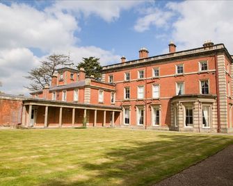 Netley Hall - Shrewsbury - Building