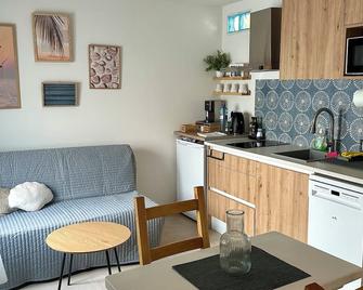 La medusa flamenca - Santa Pola - Kitchen