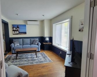 The Nest and Captains Quarters - Searsport