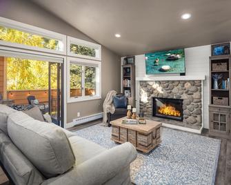 128 Mccloud - Luxury Couples Retreat - Incline Village - Sala de estar