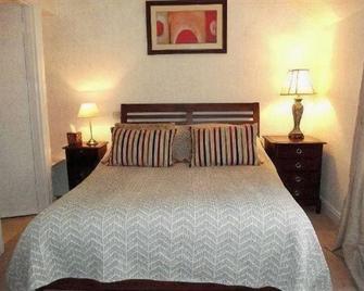 Townhouse Hotel - Wymondham - Schlafzimmer