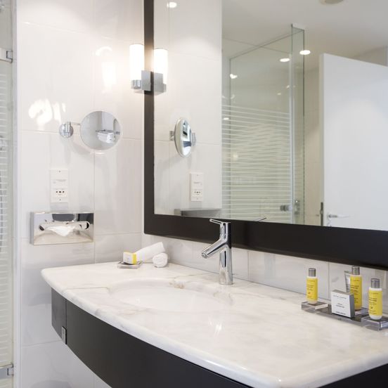 Lyon Marriott Hotel Citรฉ Internationale image 1