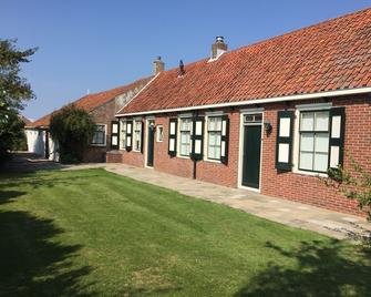 Free Wifi, Well-Appointed Spacious And Comfortable Home - Zoutelande - Bâtiment