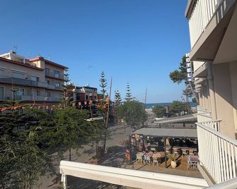 F2 Centre Plage à Argeles sur Mer - Argelès-sur-Mer - Μπαλκόνι